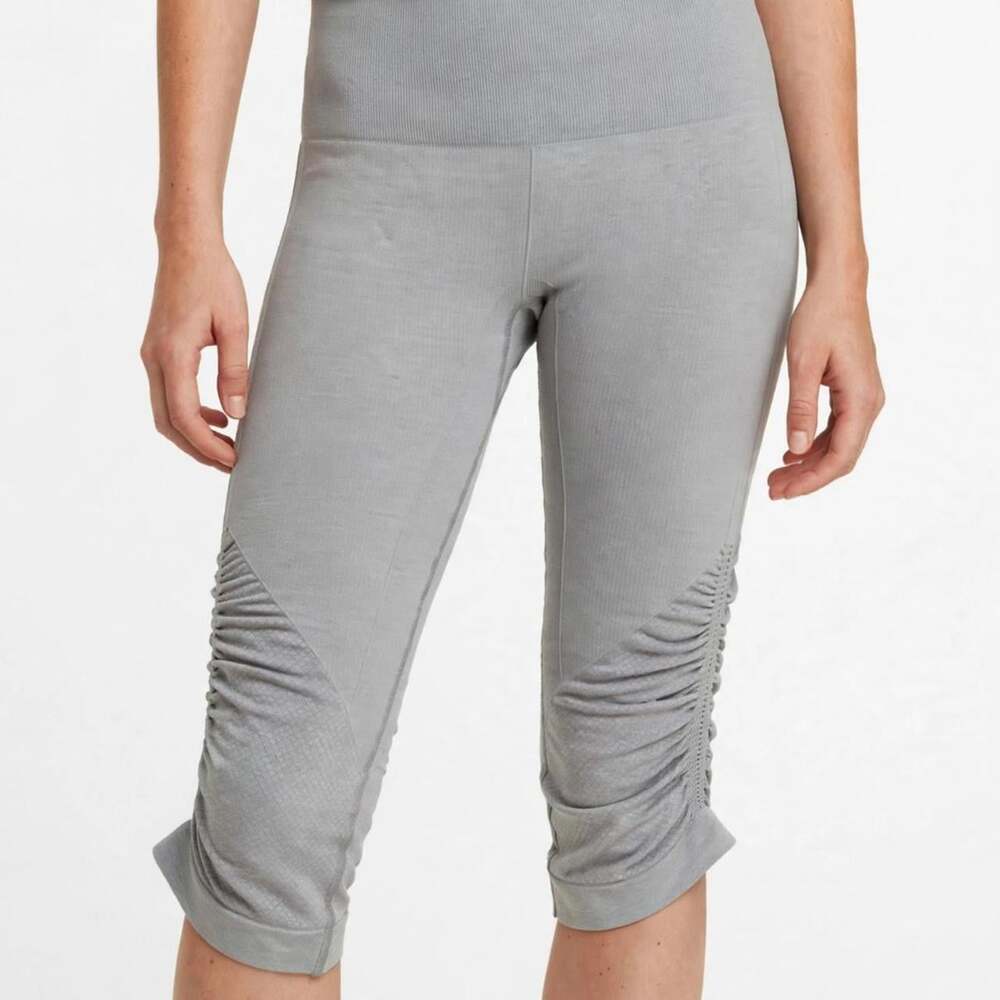 Lululemon Women's Grey Leggings